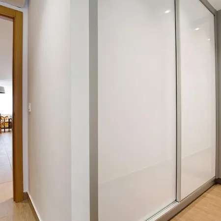 Apartament Falco 1 *